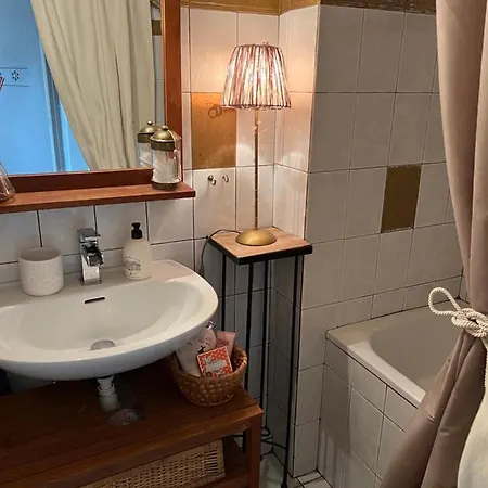 Bed & Breakfast Charmante Privee 5/10 Mn Du Centreville/port-jardin/parking